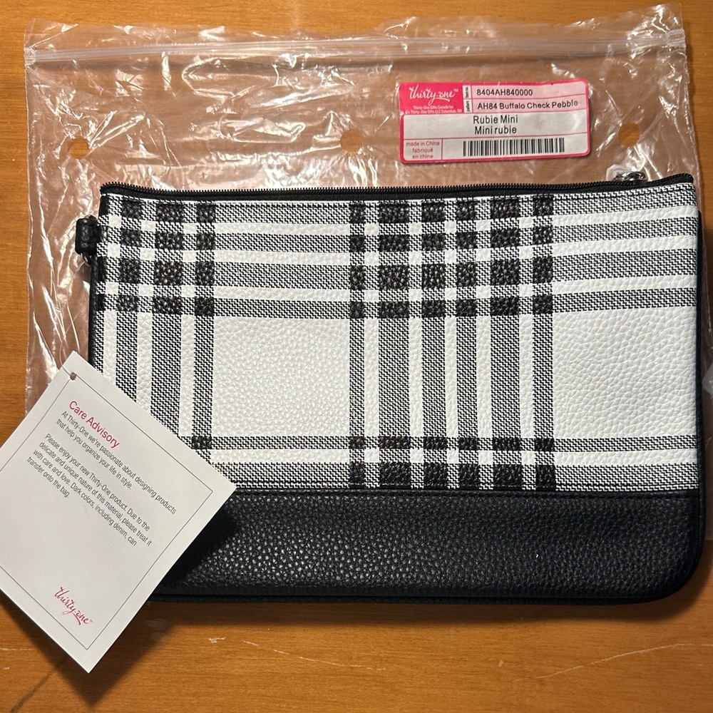 thirty-one Black & White Plaid Rubie Mini Wristlet